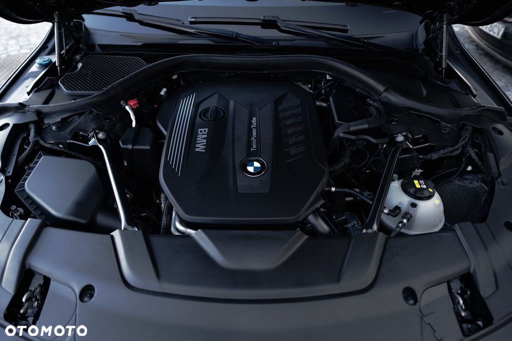 BMW Seria 7 - 23