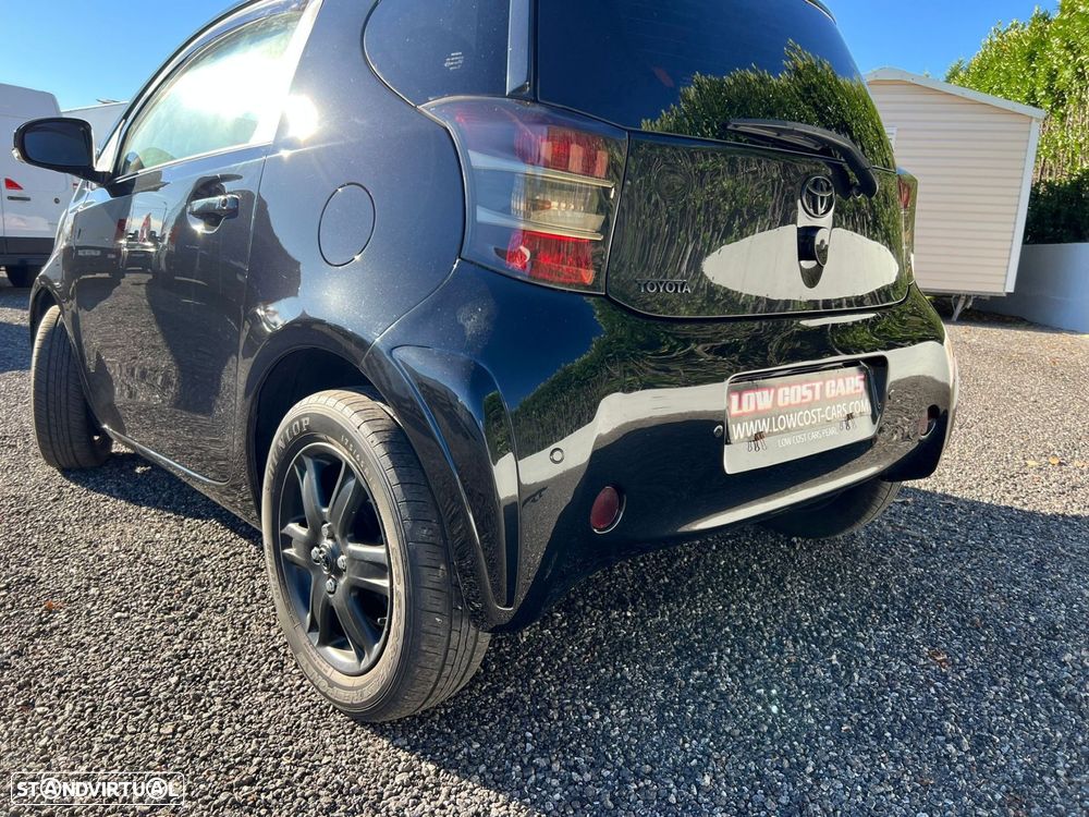 Toyota iQ 1.4 D-4D - 19
