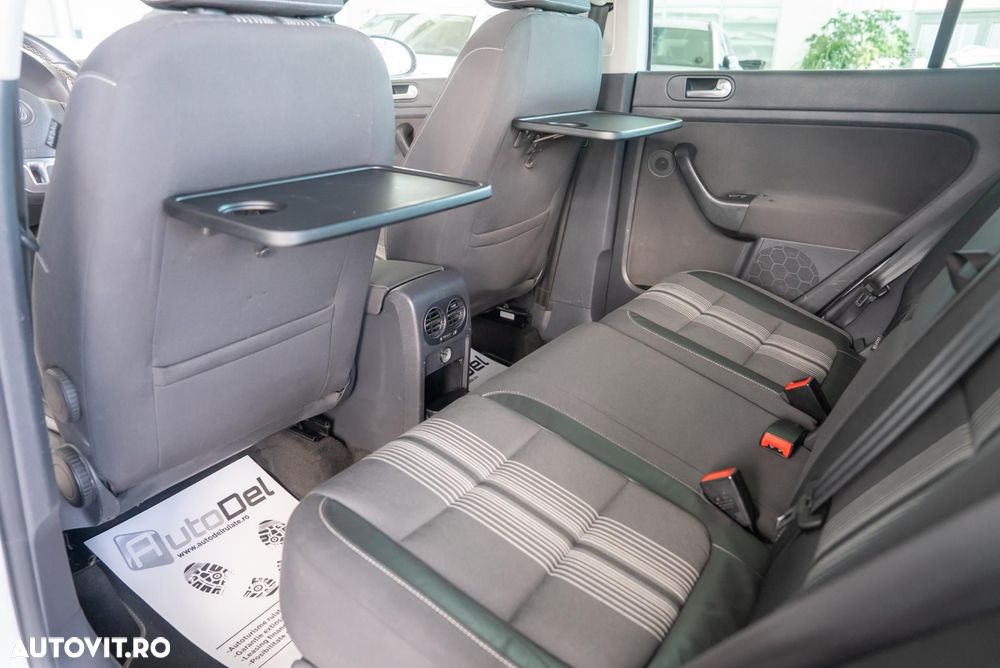 Volkswagen Golf Plus - 22