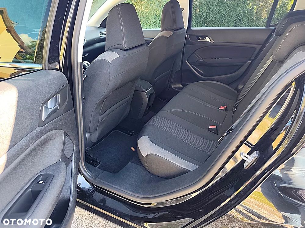 Peugeot 308 82 VTi Active - 18