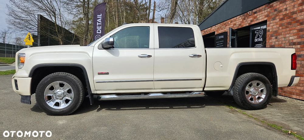 GMC Sierra - 3