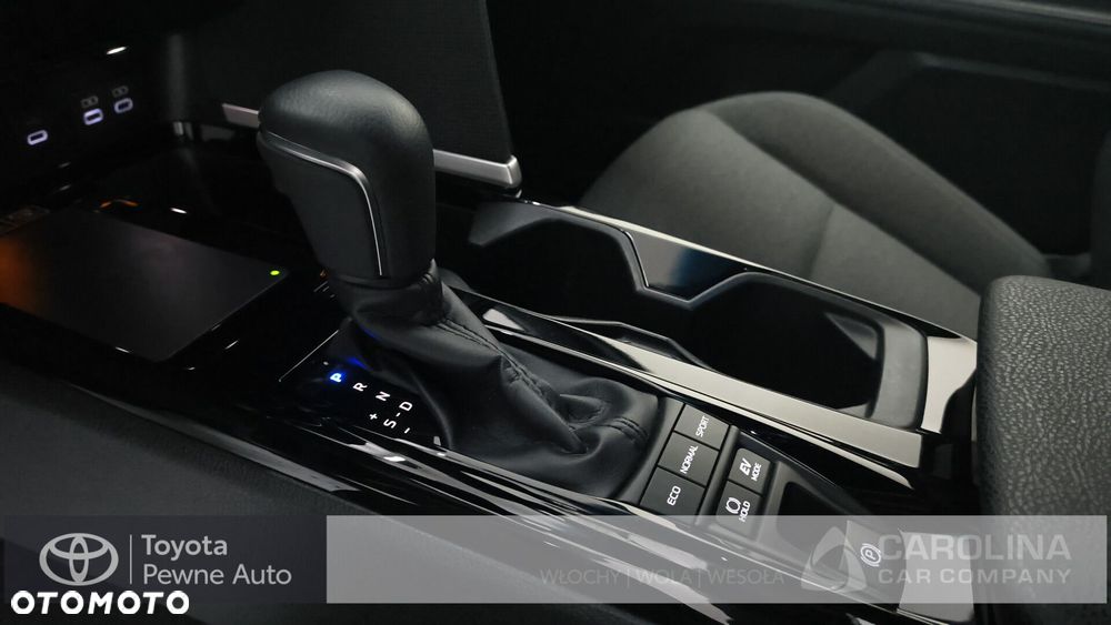Toyota Camry - 8