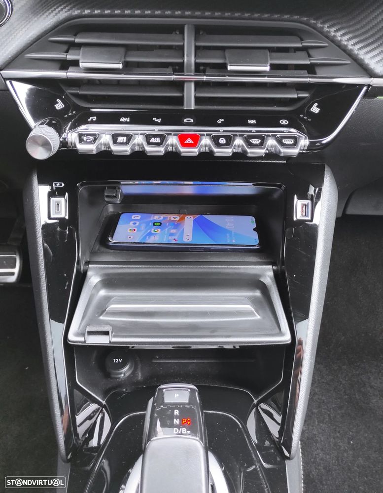 Peugeot e-2008 GT - 41