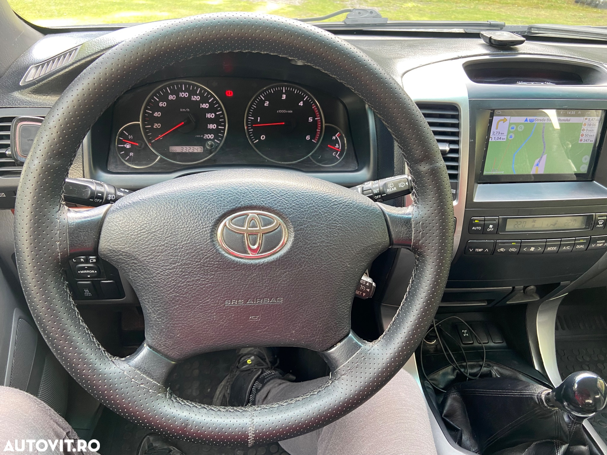 Toyota Land Cruiser - 7
