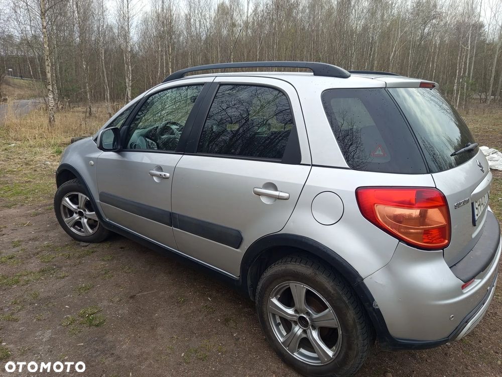 Suzuki SX4 1.6 GS / Premium 4WD - 11
