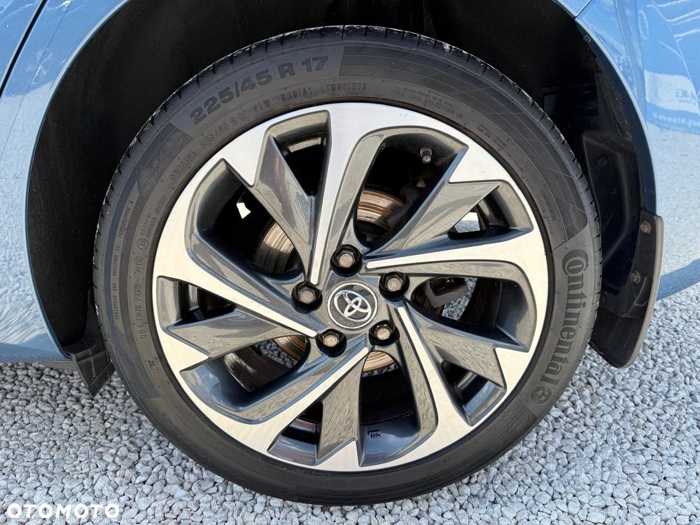 Toyota Auris 1.6 Premium Comfort - 16