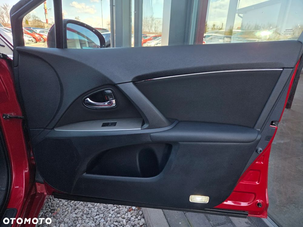 Toyota Avensis 1.6 Edition - 16