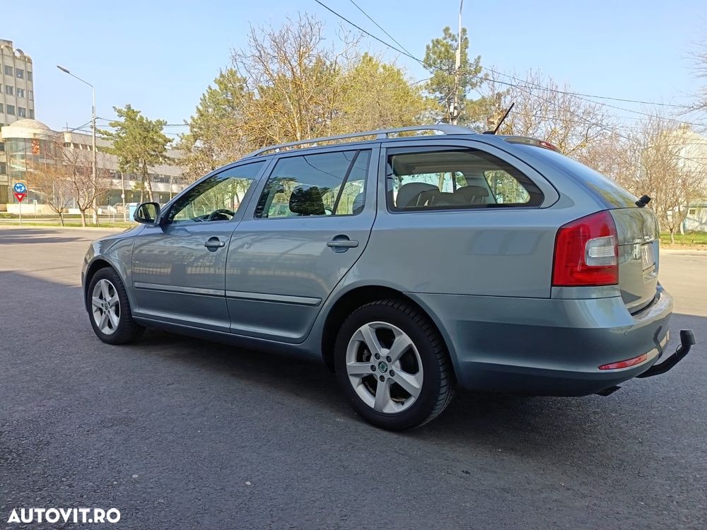 Skoda Octavia 1.2 TSI DSG Elegance - 4