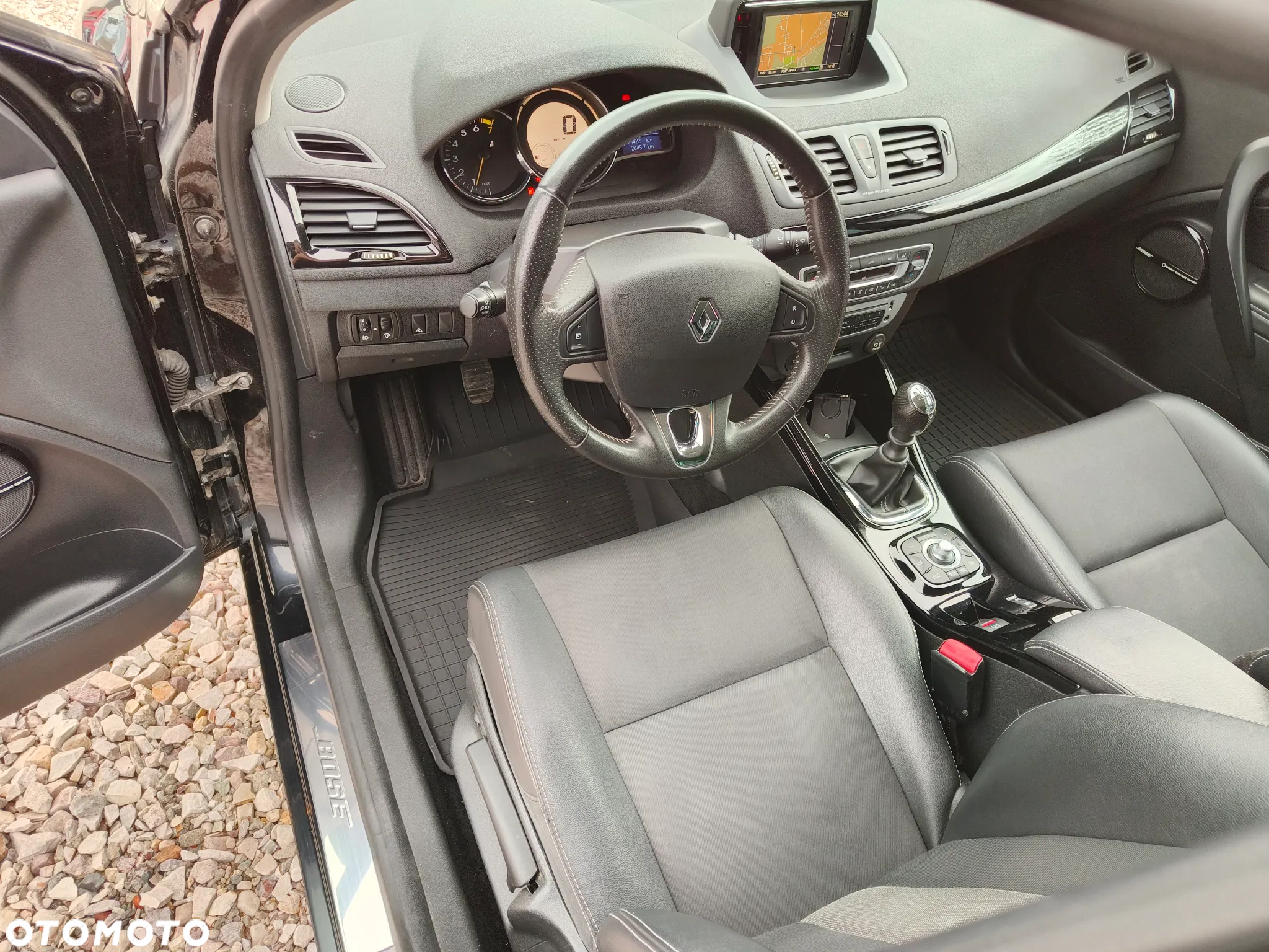 Renault Megane Grandtour TCe 130 Bose Edition - 9