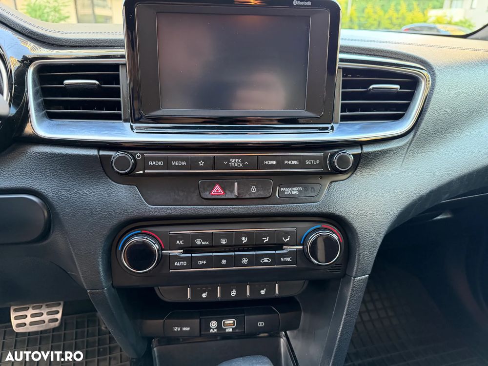 Kia Ceed 1.4 T-GDI 7DCT GT Line - 14