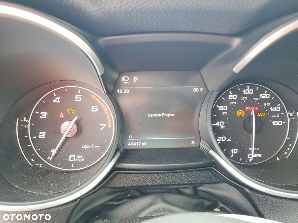 Alfa Romeo Stelvio 2.0 Turbo 16V AT8-Q4 Ti - 12
