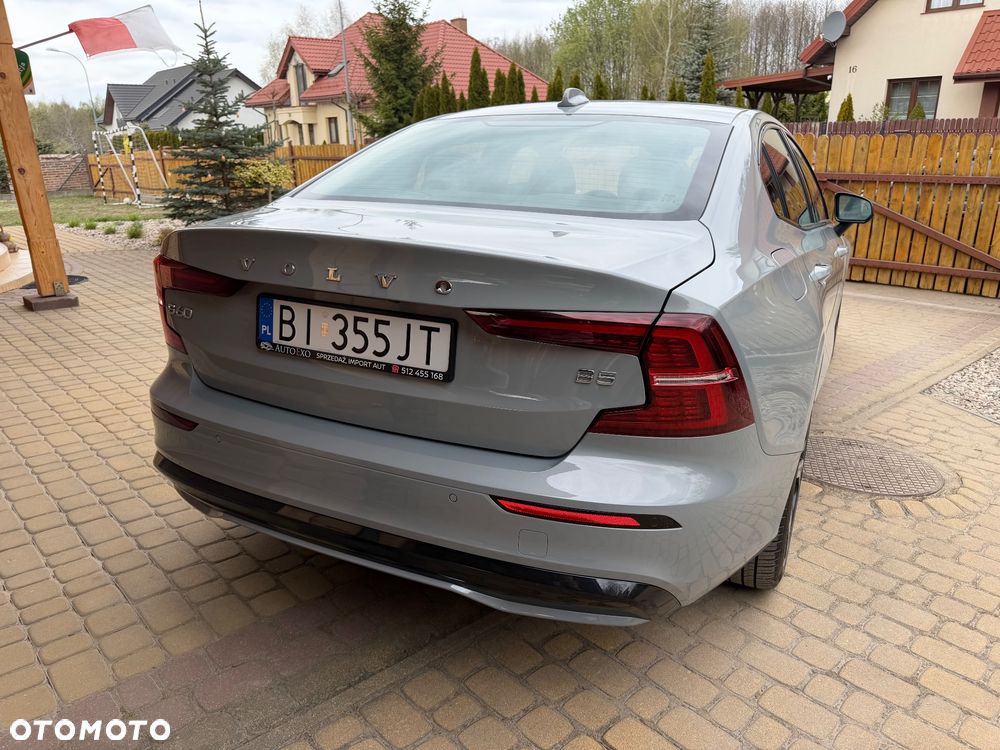 Audi A4 Limousine - 12