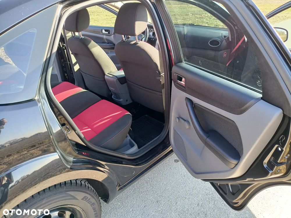 Ford Focus - 14