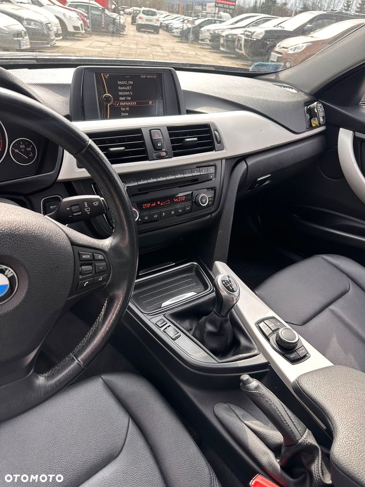 BMW Seria 3 318d Blue Performance Sport Line - 20