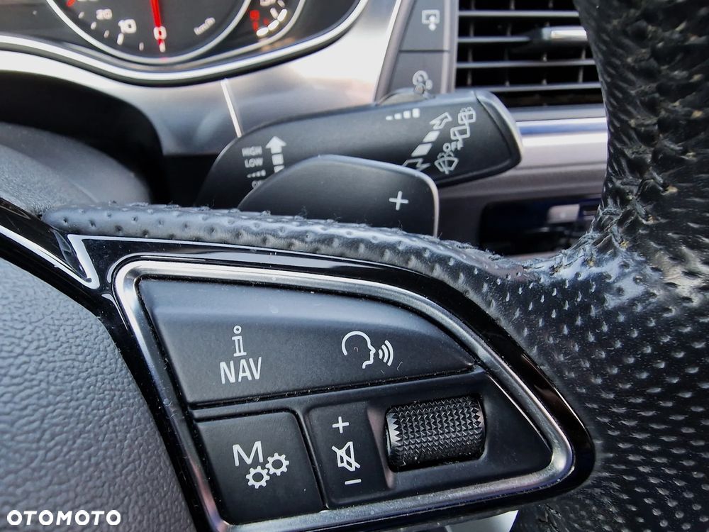 Audi A6 Avant 2.0 TDI Ultra S tronic - 36