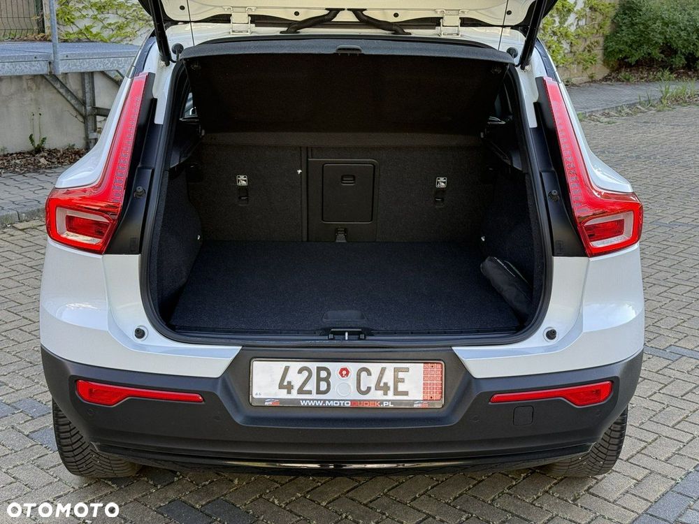 Volvo XC 40 B4 B Geartronic RDesign - 35