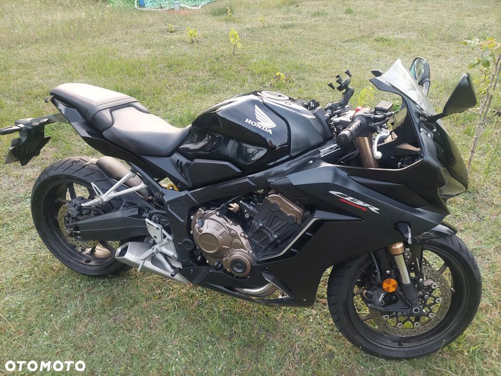 Honda CBR - 7