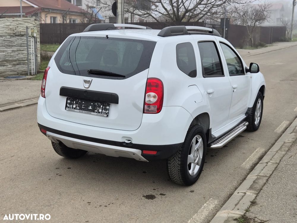 Dacia Duster 1.6 16V 4x2 Laureate - 3
