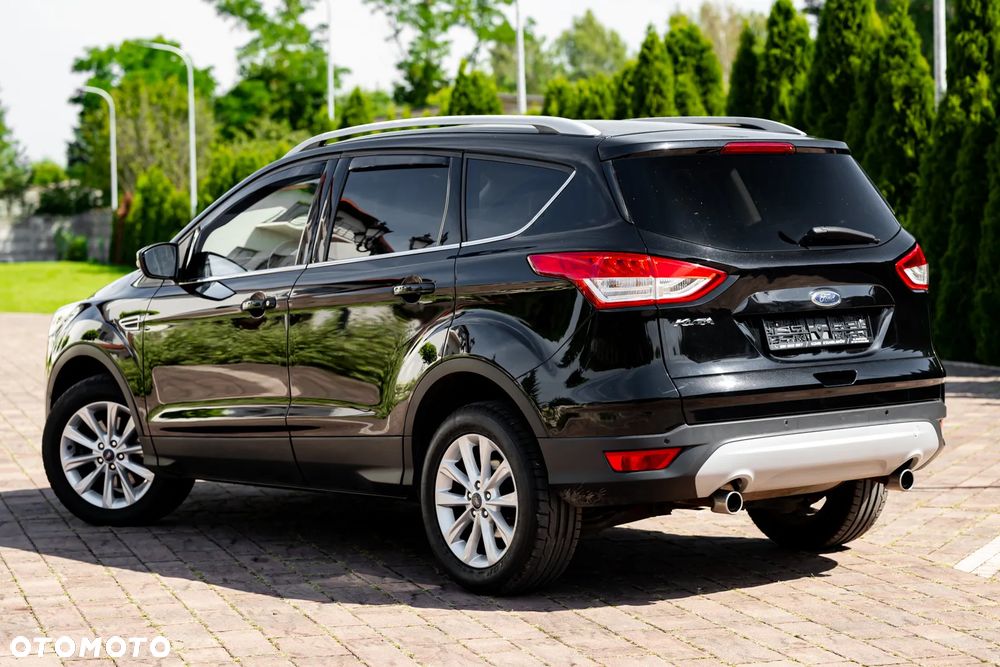 Ford Kuga 2.0 TDCi 4x2 Titanium - 12