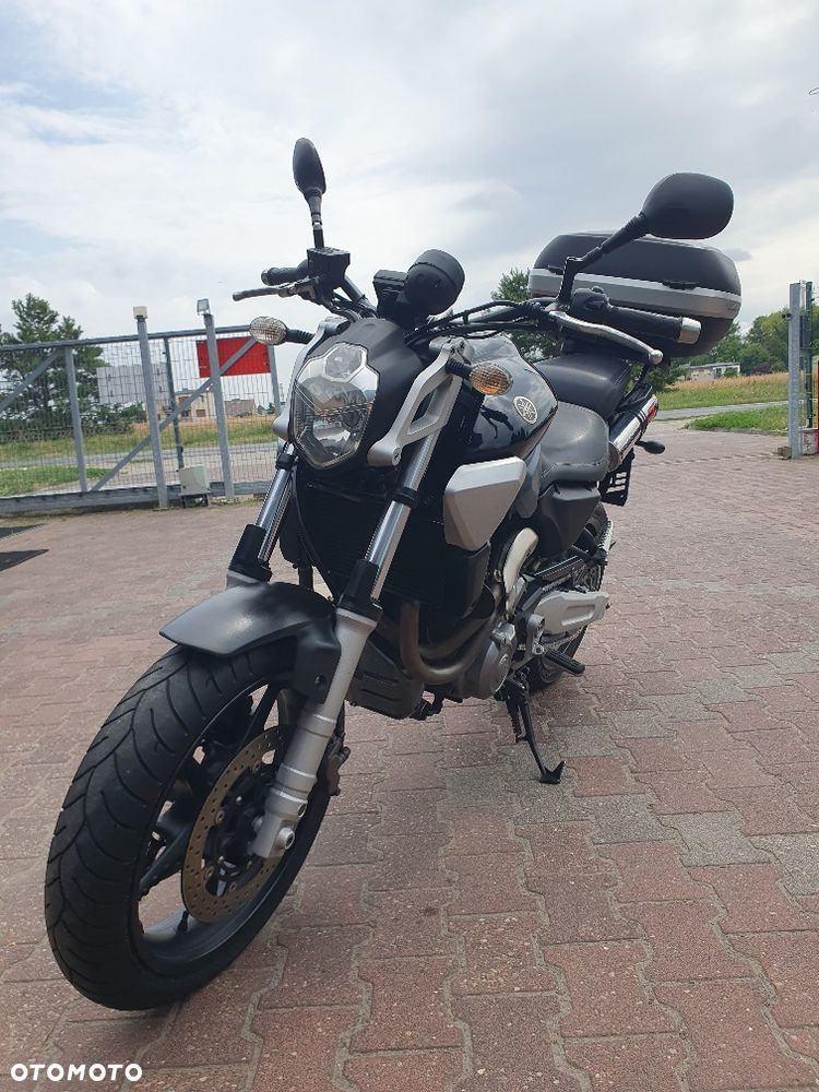 Yamaha MT - 3