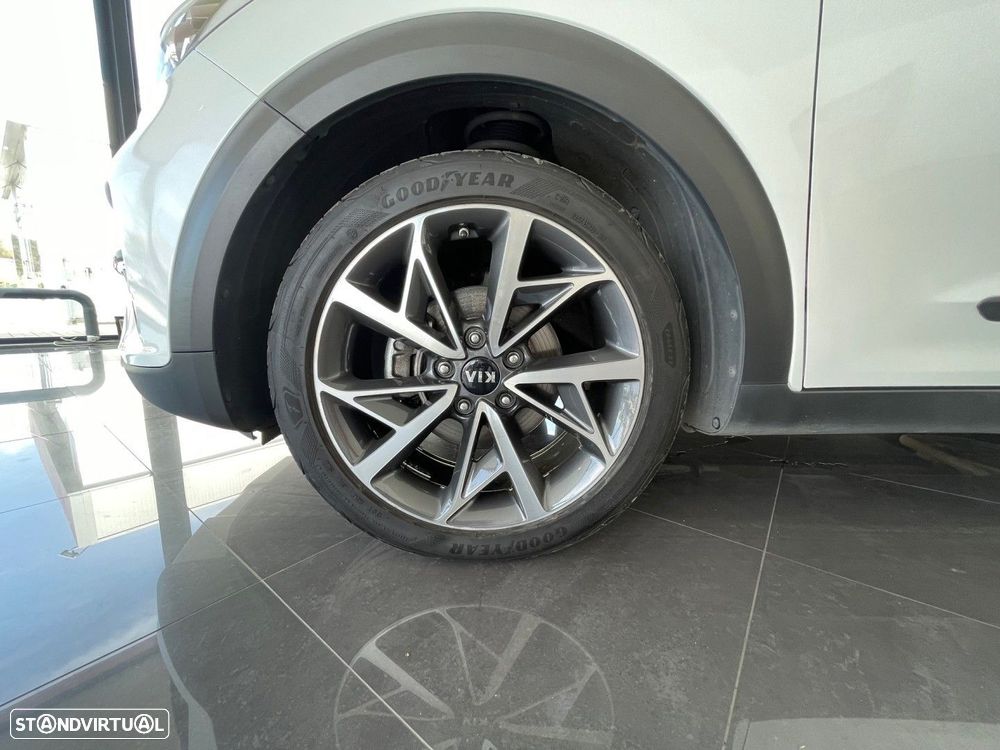 Kia Niro 1.6 GDi HEV Drive - 25