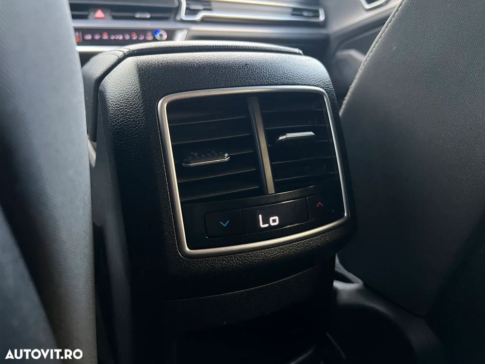 Kia Sportage 1.6 T-GDI PHEV 6AT 4x4 Business Line - 21