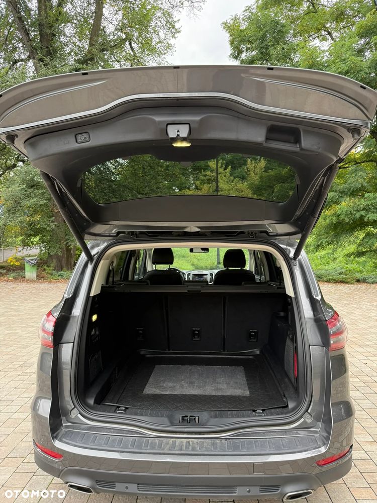 Ford S-Max 2.0 TDCi 4WD Titanium PowerShift - 16