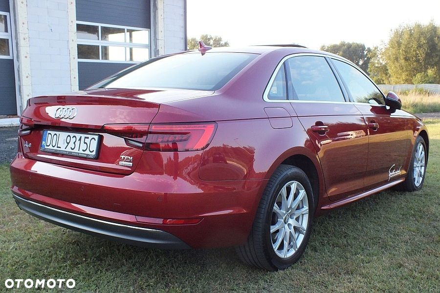 Audi A4 Limousine - 16