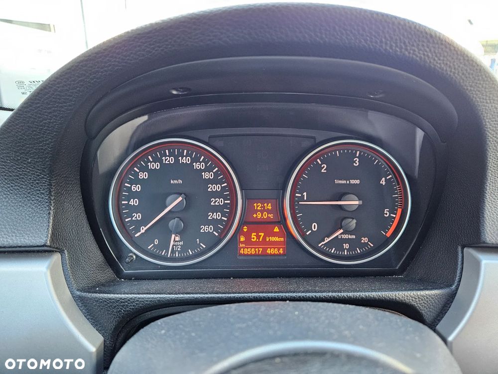 BMW Seria 3 318d - 12