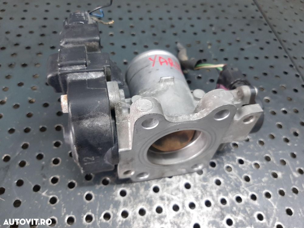 clapeta acceleratie 1.4d  toyota yaris p9 avensis 192300-2010 - 2