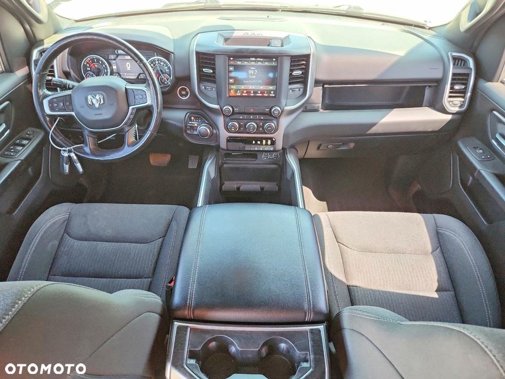 RAM 1500 5.7 Quad Cab Bighorn - 9