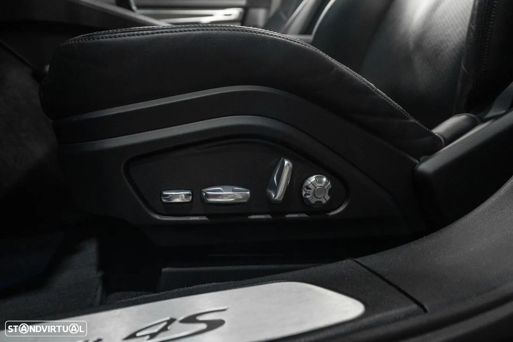 Porsche Panamera S PDK - 24