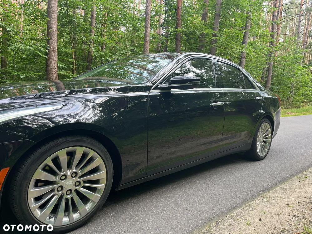 Cadillac CTS - 3