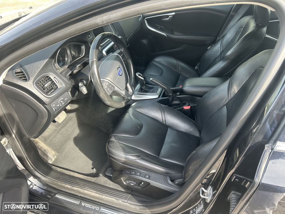Volvo V40 1.6 D2 Summum Powershift - 9
