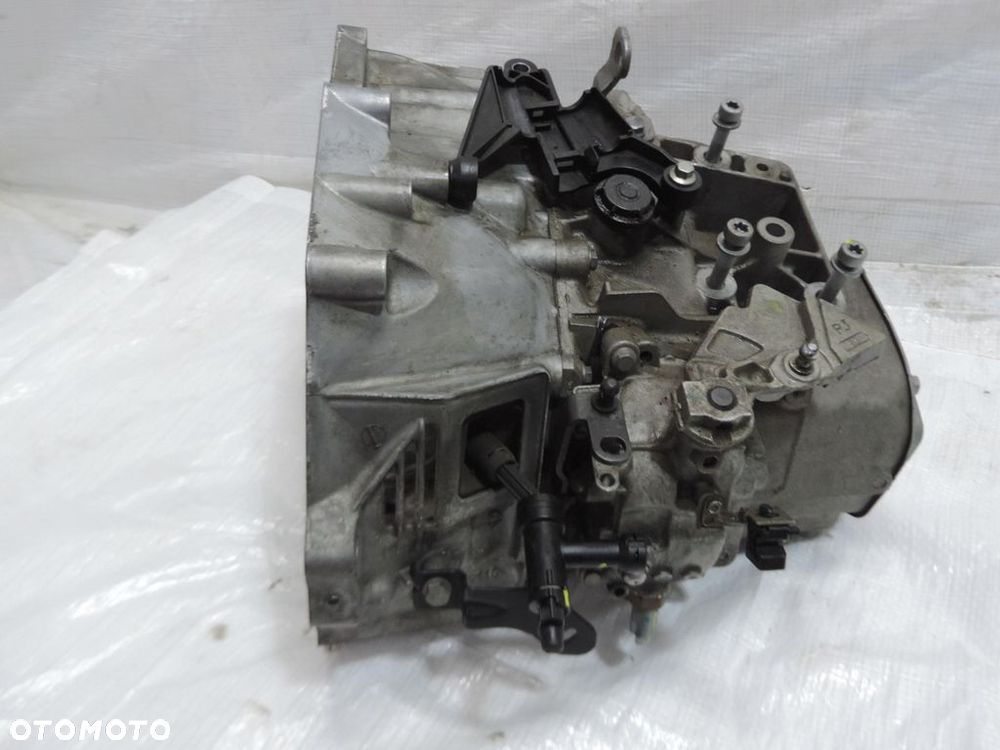 Opel Crossland 1.2 thp SKRZYNIA BIEGÓW 20EA77 - 4