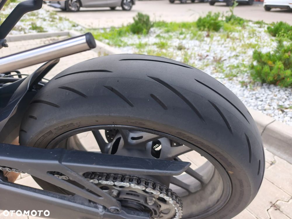 Yamaha XSR - 11