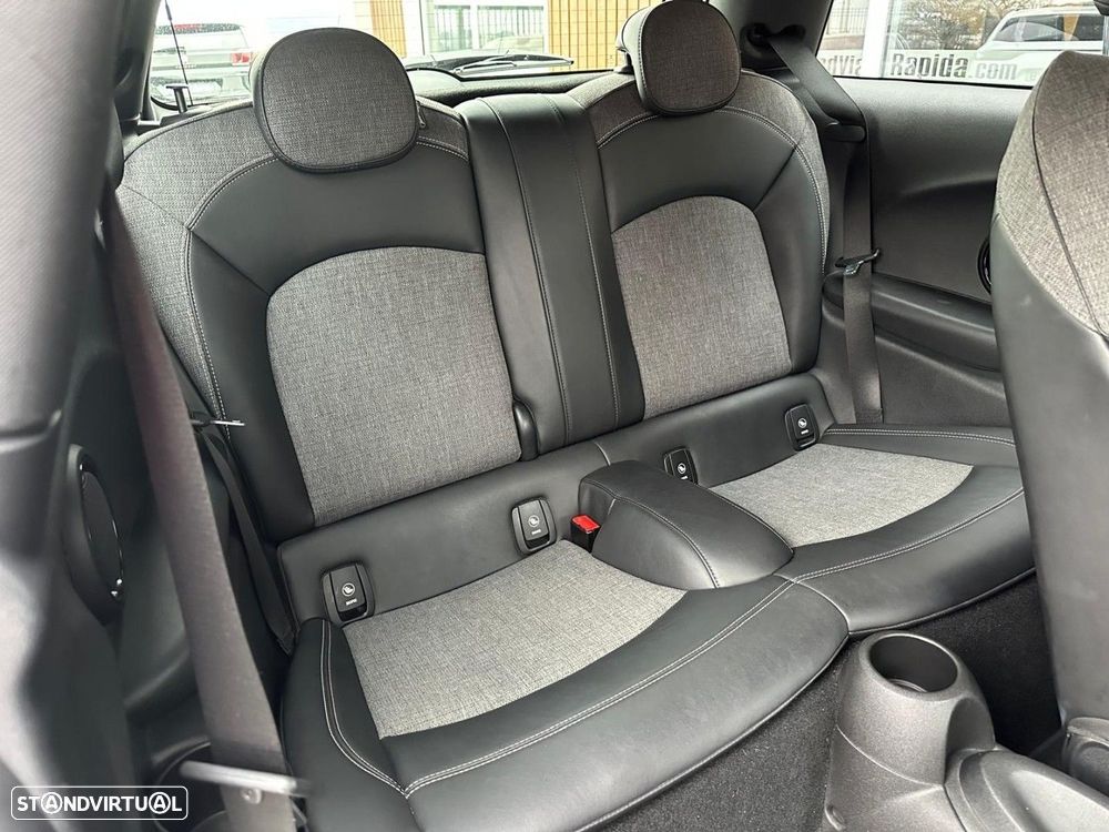 MINI 3 Portas Cooper D - 15