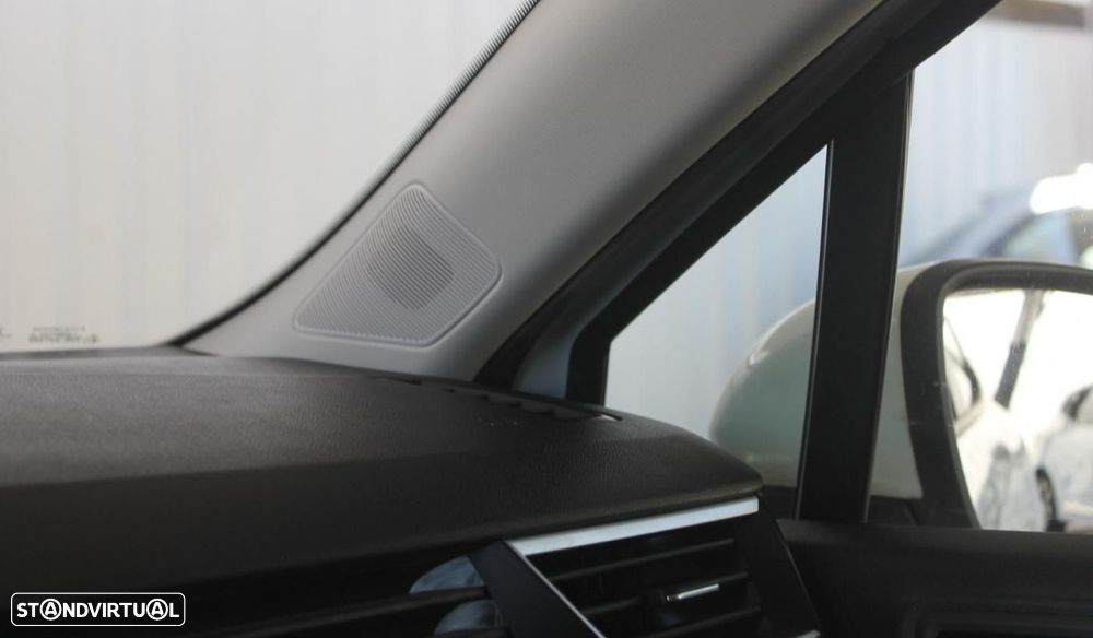 Renault Clio TCe 100 BUSINESS EDITION - 29