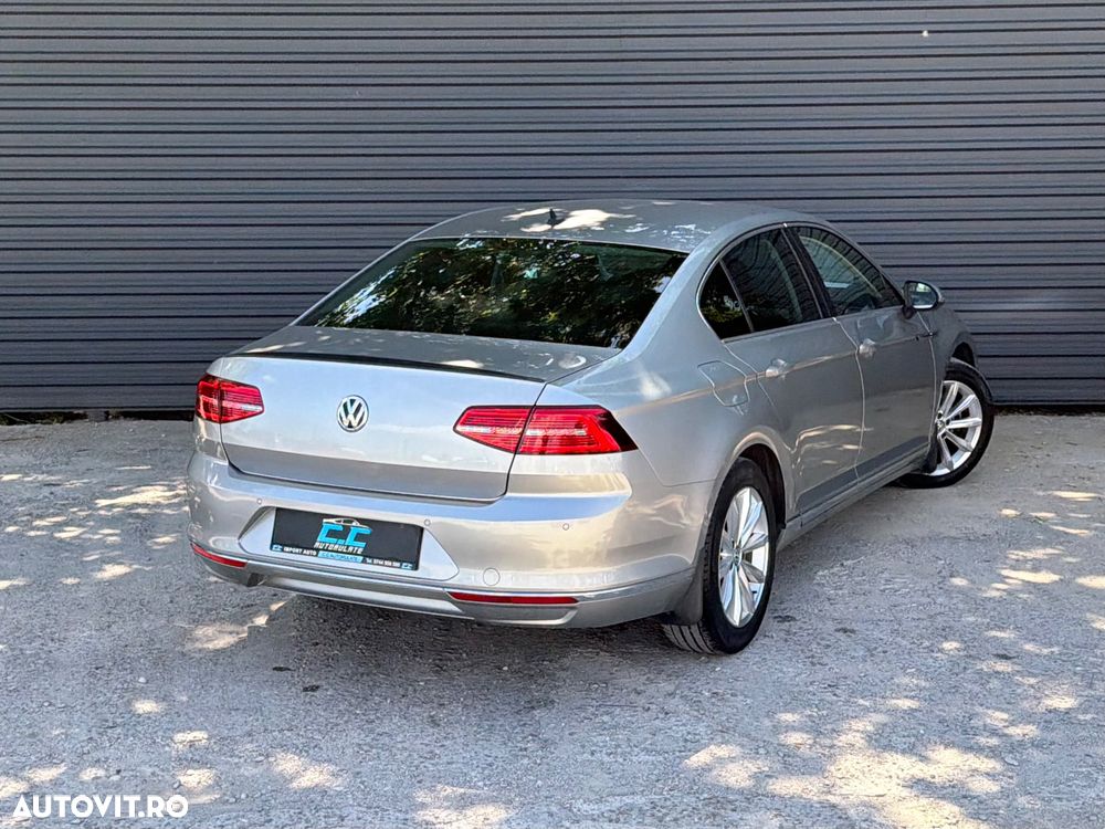 Volkswagen Passat 2.0 TDI DSG Highline - 38