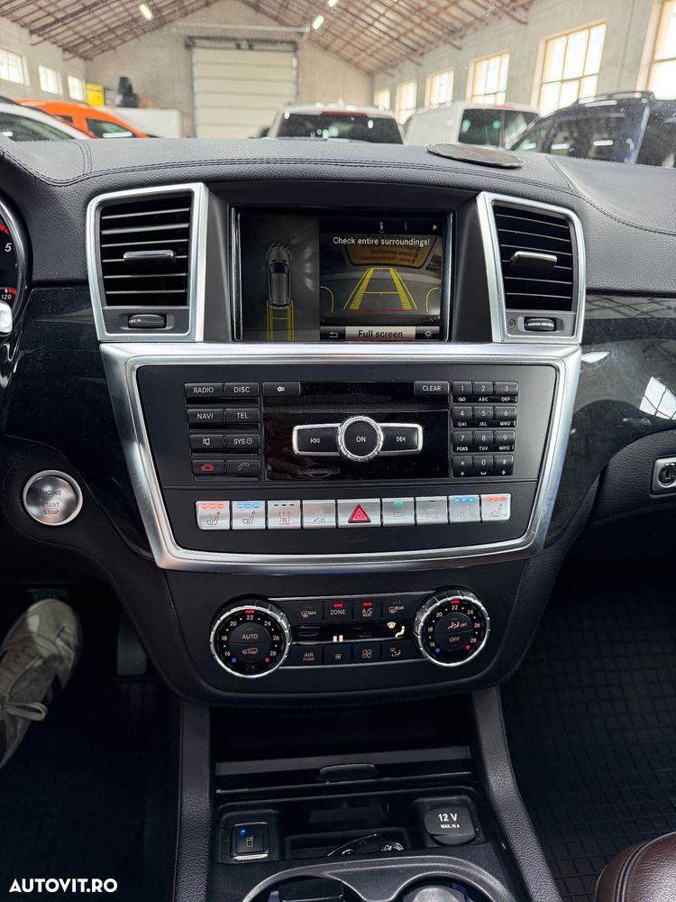 Mercedes-Benz GL 350 BlueTEC 4Matic 7G-TRONIC - 14