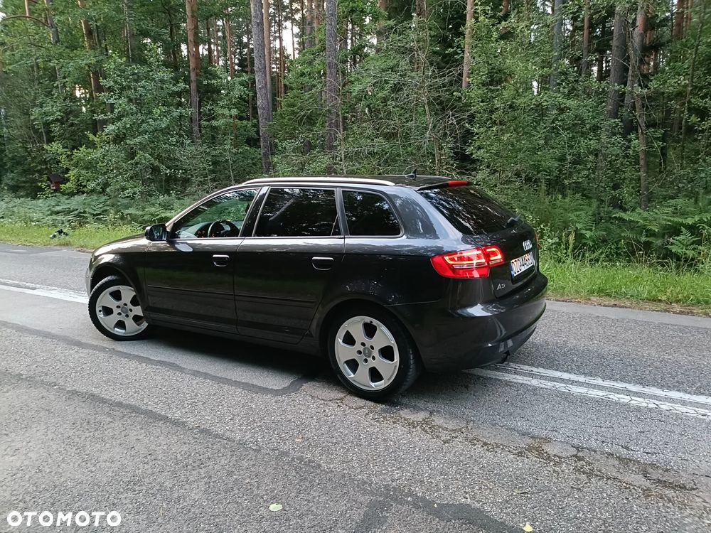 Audi A3 Sportback 2.0 TDI DPF Ambiente - 32