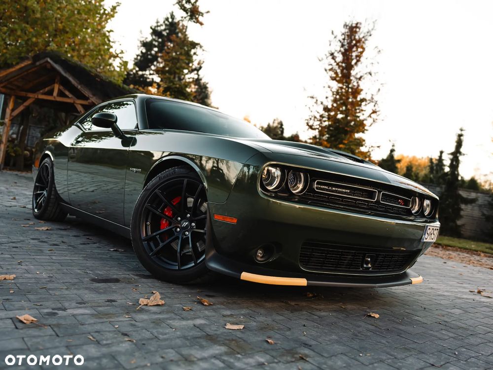 Dodge Challenger
