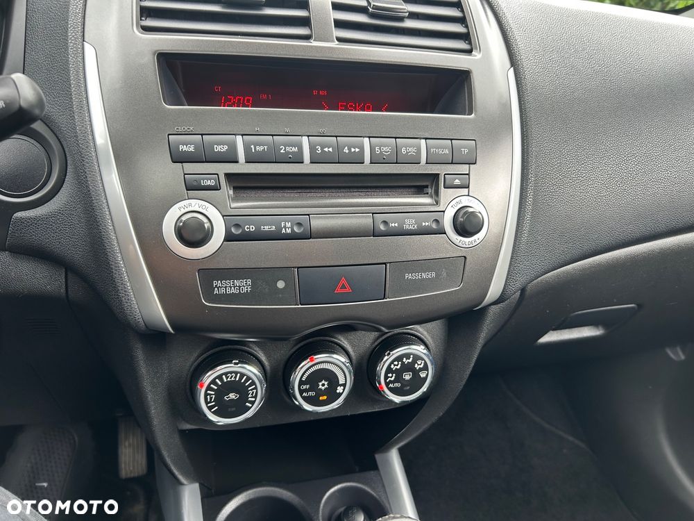 Mitsubishi ASX 1.8 DI-D 2WD Intense - 17