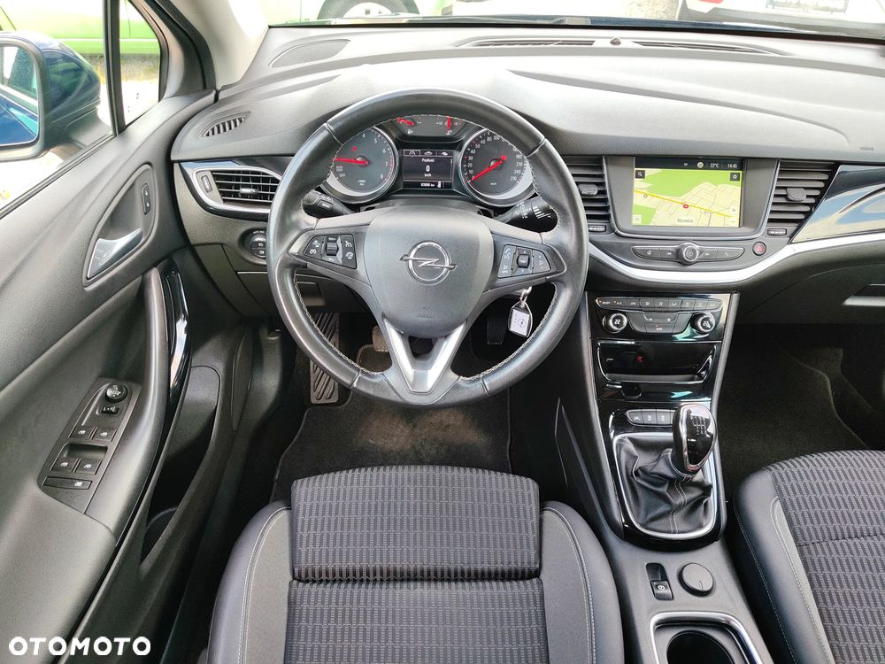 Opel Astra 1.2 T Business Elegance S&S - 37