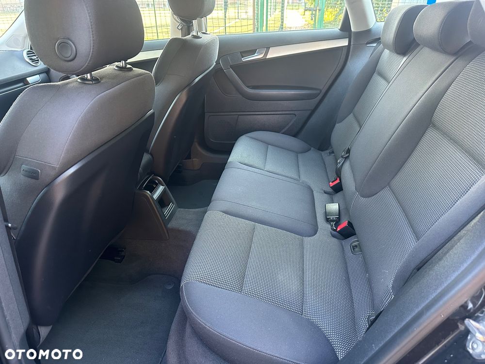 Audi A3 Sportback 2.0 TDI Ambiente - 11