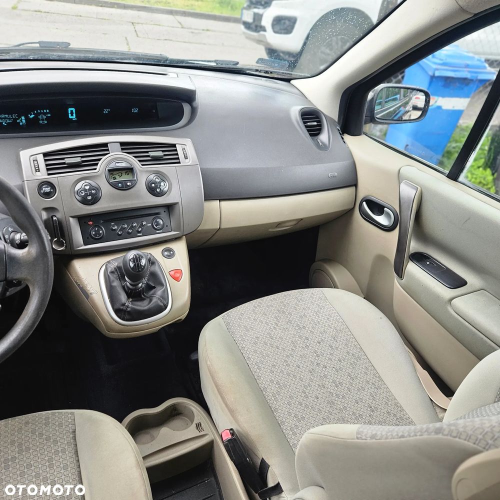 Renault Scenic - 23