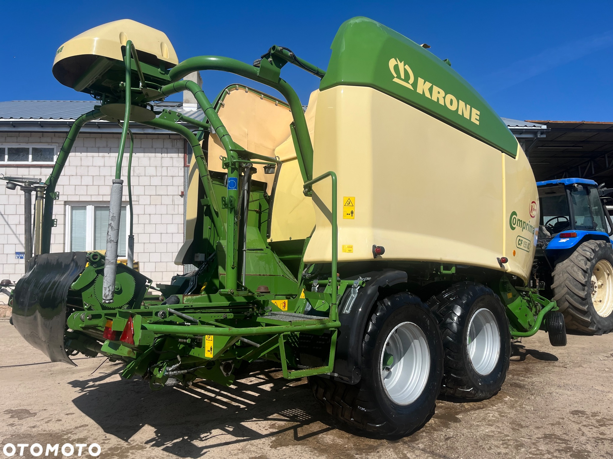 Krone Cf 155 combi xtreme fabrycznie mocniejsza prasa na długie prace w polu - 14