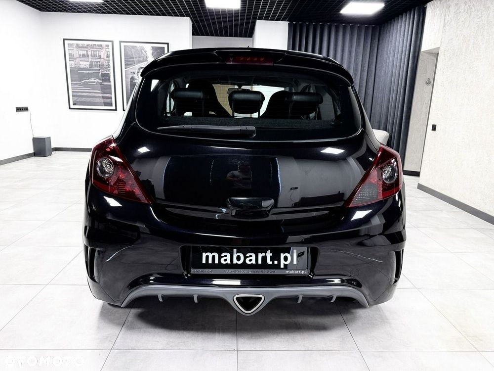 Opel Corsa 1.6 Turbo OPC - 3