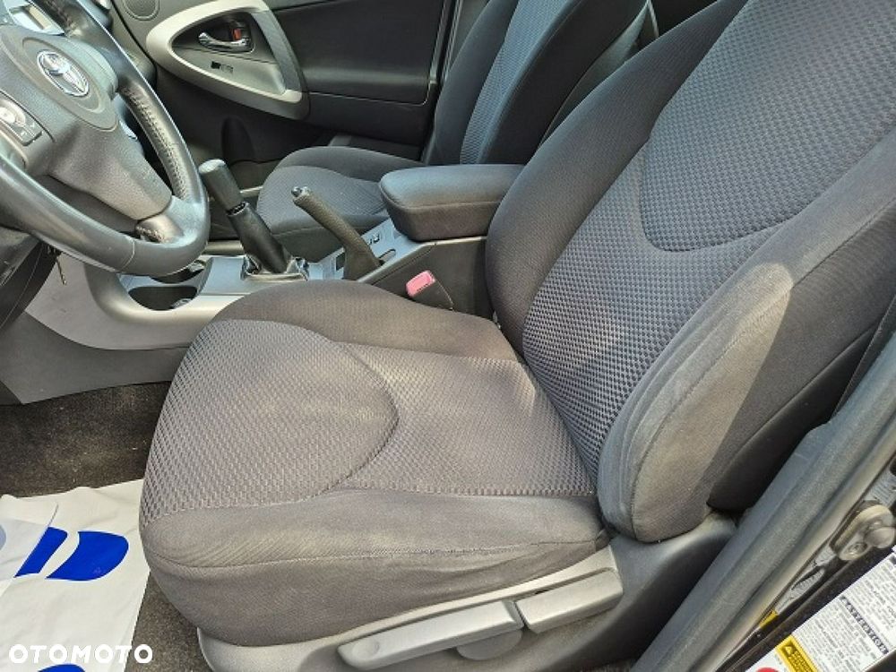 Toyota RAV4 - 20