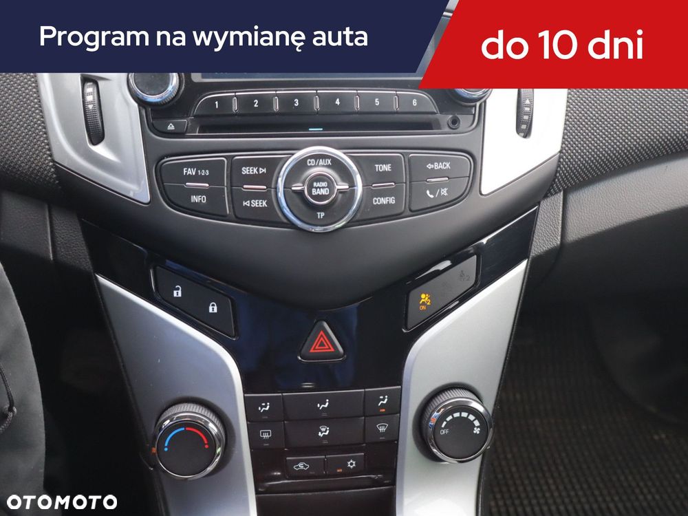 Chevrolet Cruze - 14